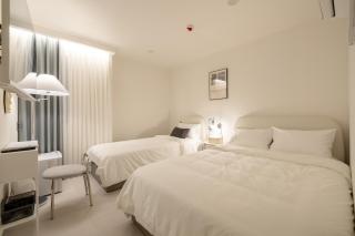 MOREN Seoul Myeongdong - 7