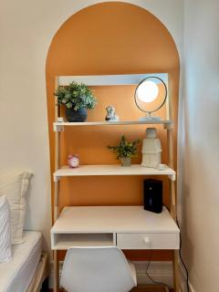 20 min NYC-Modern Private Room-Queen Bed-Parking - 1
