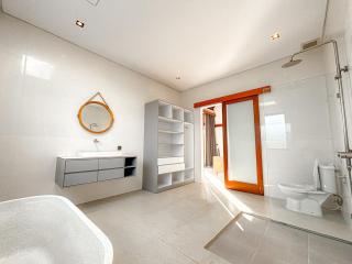 Modern 2BR Villa with Pool & Ricefield Panorama - 1