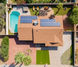 3bdr Remodeled Scottsdale Desert Pool Oasis and Entertainment - 5