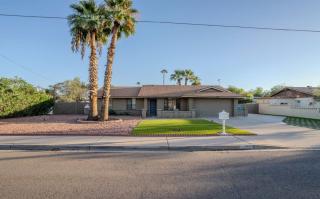 3bdr Remodeled Scottsdale Desert Pool Oasis and Entertainment - 2