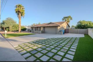 3bdr Remodeled Scottsdale Desert Pool Oasis and Entertainment - 3