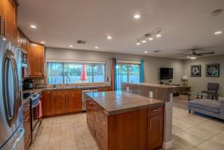3bdr Remodeled Scottsdale Desert Pool Oasis and Entertainment - 8