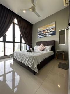 D Pristine 4 bedder apartment 2325 opp legoland - 4