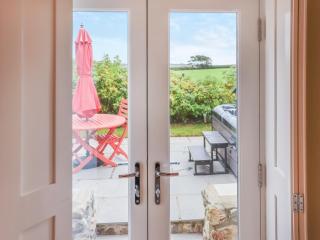 Snowdrop Cottage - 1