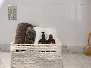 Snowdrop Cottage - 2