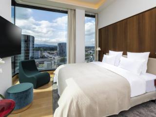 Mövenpick Hotel Basel - 2