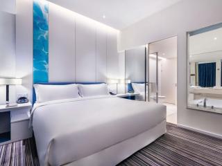 Grand Mercure Shanghai Century Park - 1