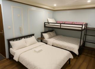 Megatower7 Condo in Holy Ghost Few steps from SLU - 0