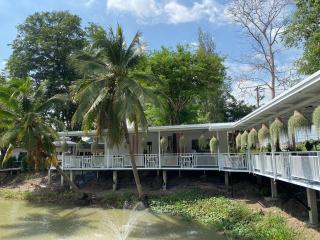 Pun's Garden Home - 8