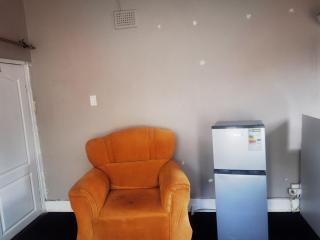 Yellow Stars Guesthouse - 9