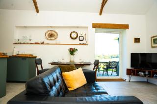 Cosy Rural Barn with Private Garden & Forest - The Cart Barn - 2