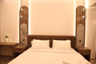 Highend 2BR Sea and Beach View - 2