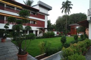 Coral Sand Beach Resort By Privy Stays - 3