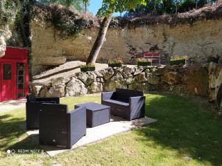 La Grotte Rouge, gîte troglodyte 6 personnes - 1