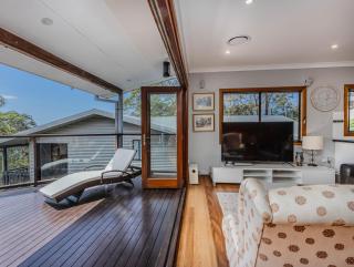 Hillcrest Retreat with River Views - 7