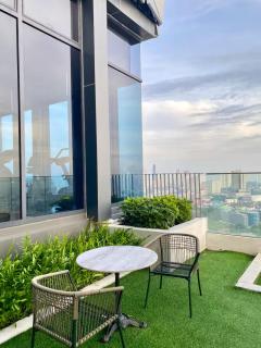 Once芭提雅市中心顶级豪华公寓超美无边泳池 - 1