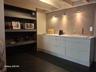 The Cozy 42 stylish apartment - 3