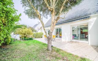 Coin de paradis familial, jardin et plages à pied - 7