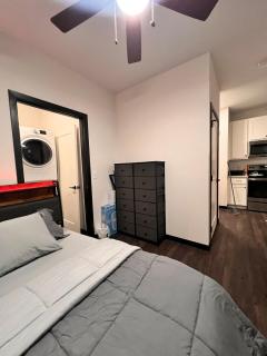 Cozy Room In Madison - 3