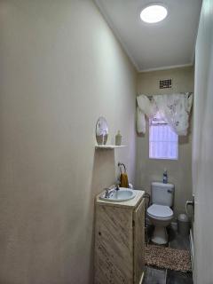 Arrosa Guesthouse - 8