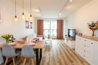 Maya's Flats & Resorts 48 - Szafarnia - 1