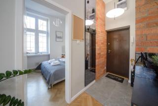 Maya's Flats & Resorts 64 - 3 Rooms Apartment On C - 4