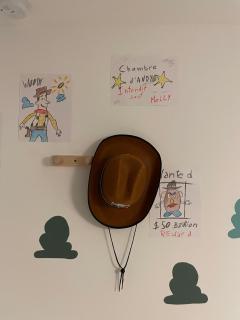 Insolite - Inspiration Toy Story - Centre à pied - 4 personnes - 5