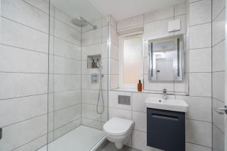 16 Guests, 4 Studios, Groups, Contractors, Stockwell SW9 - 5