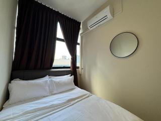 Swing & Pillows - CIQ Johor Bahru - 0