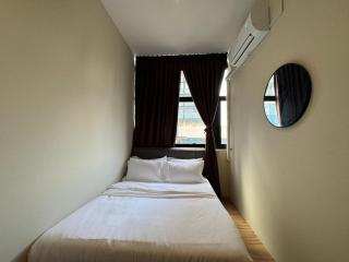 Swing & Pillows - CIQ Johor Bahru - 6