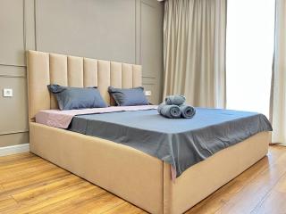 Евродвушка С Панорамными Окнами Уют Для Проживания 7 Плюс Дней SvoyDom - 0