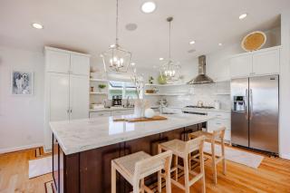 BytheSea Bluff Retreat Ocean Views & Coastal Trails - 0