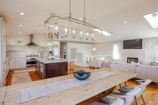 BytheSea Bluff Retreat Ocean Views & Coastal Trails - 1