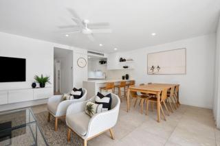 River Retreat - 2 bedroom - River and Beach - 6