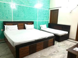 shrikrishnaashraysevasadan - 9