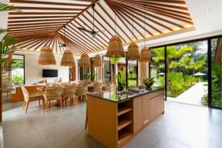 Kellandra Tropical 6 BR Private Pool Villa ZN313 - 1