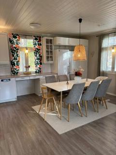 Spacious and cozy family-friendly wooden house - 5