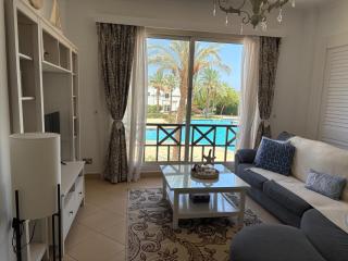 The White Retreat, pool view- In The Heart Of Sharm - 9