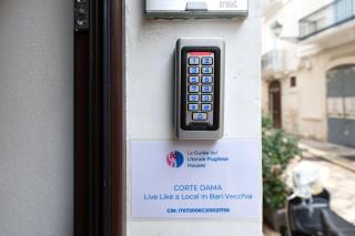 Corte Dama - Live Like a Local in Bari Vecchia - 7