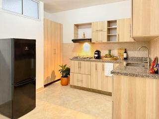 Spacious Boutique Loft with Netflix - Perfect Location - 8