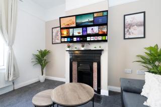 Open Mind Property - 4BR, 17 Guests & Free Parking - 9