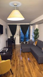 Entire apartment 15 Mins into London near Legoland, LHR Airport & Windsor - 4