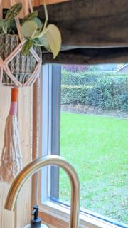 CRASH'NSTAY - Mamaloe -  - 9