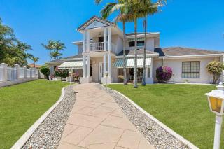 Casa Martinique 4BR Home - 0