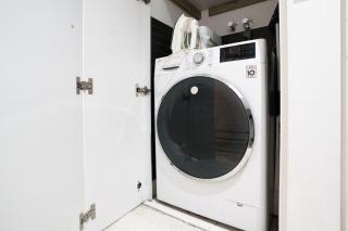 Stylish Heritage Hideaway on Flinders ACDC Lane - 4