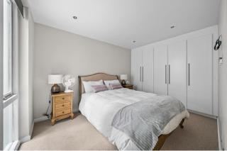 3 Bed City Centre House Sleeps 6 - Parking Wifi - 9