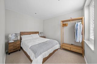 3 Bed City Centre House Sleeps 6 - Parking Wifi - 6