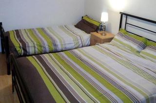2 Bed - Sleeps 5 - Private Garden & Free Parking - 9