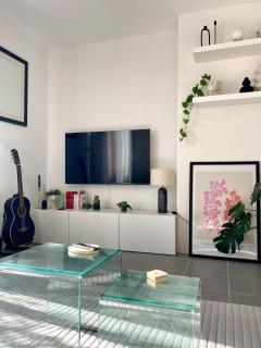 Luminosa T2 lumineux proche Airbus parking - 9